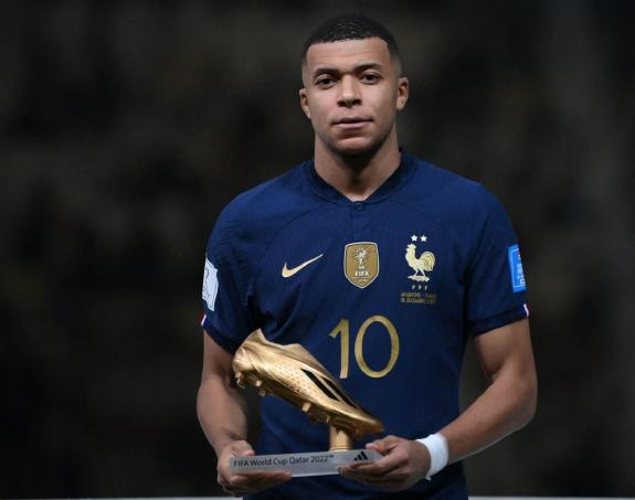 梅西夺冠体坛祝贺（梅西夺冠后首发文）(3)