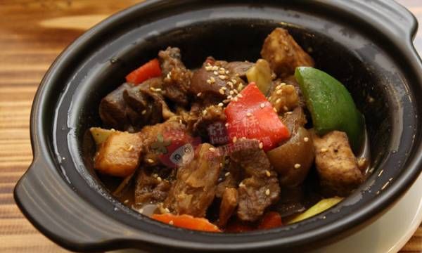 东山羊是哪里的,东山黑山羊是哪个城市的图2