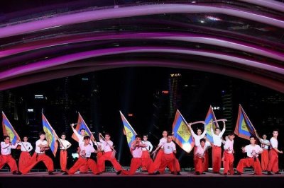 ​名家周末大舞台 | 陈韵红率新人上演“粤韵红梅”，黎骏声助阵