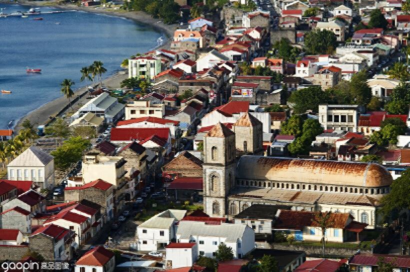 能让人长高的马提尼克岛，究竟是自然的奇迹，还是人类的骗局？