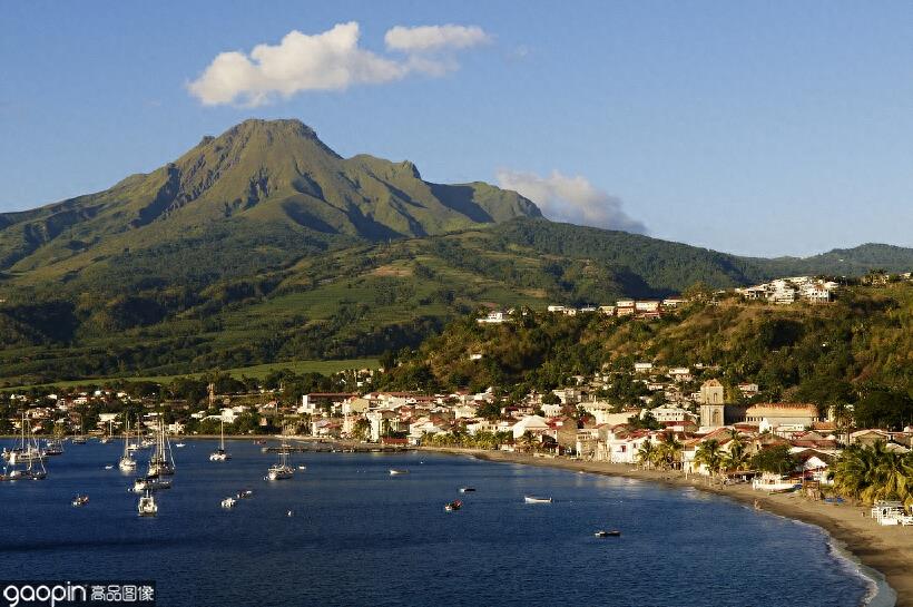 能让人长高的马提尼克岛，究竟是自然的奇迹，还是人类的骗局？