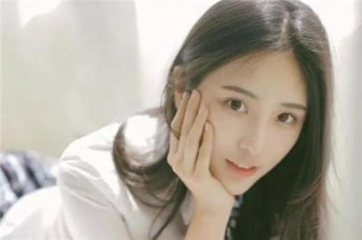 ​女生说难受怎么安慰她？千万别说多喝热水了