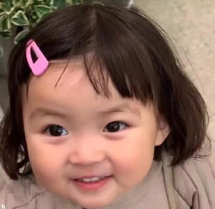 分享给你们一组可爱罗熙无水印表情包