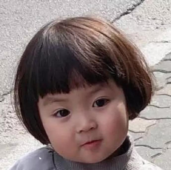 分享给你们一组可爱罗熙无水印表情包