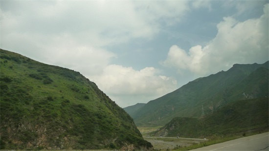 大美青海之拉脊山 ,鹰飞不过去的地方！