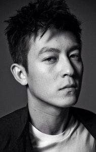 ​陈冠希：从多元才子到“淫照事件”的重创