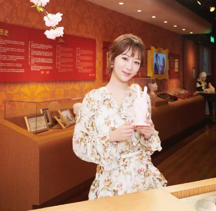 拜托了冰箱王嘉尔见到杨紫完整版（杨紫成为拜托了冰箱新一期嘉宾）(2)