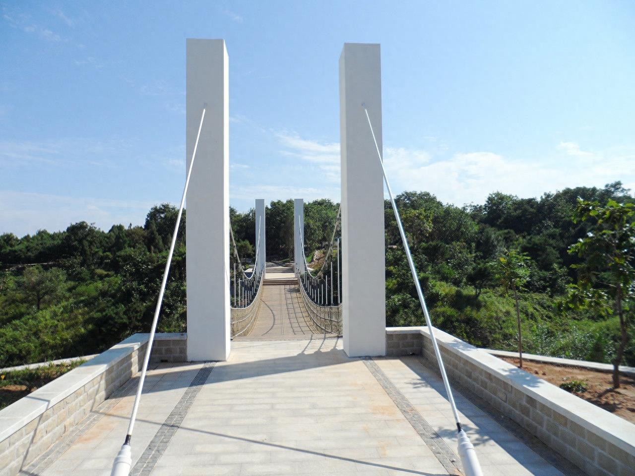 辽宁龙回头景区