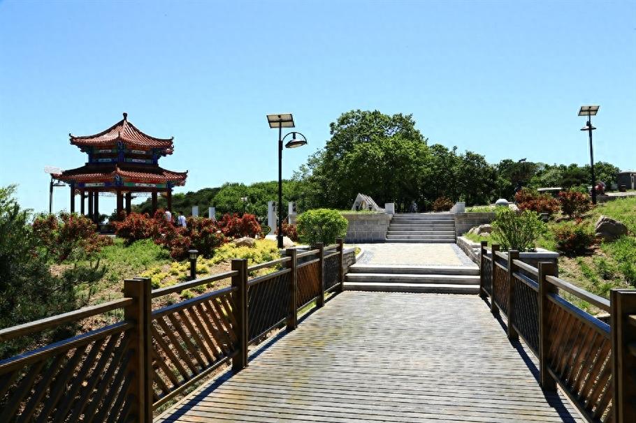 辽宁龙回头景区