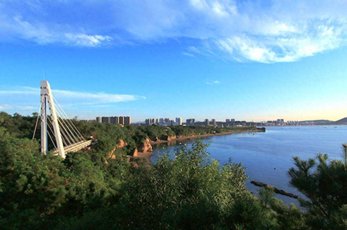 辽宁龙回头景区