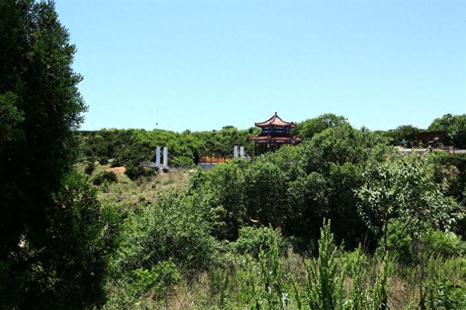 辽宁龙回头景区