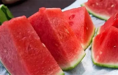 ​夏天避暑适合吃的几类食物图片 夏天避暑适合吃的几类食物有哪些