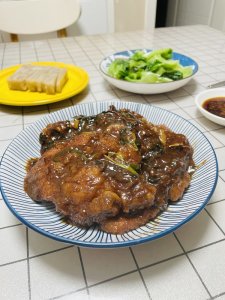 ​炸大排用生粉还是面粉（炸大排是用面粉还是淀粉）