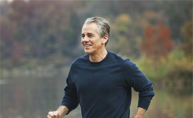 坚持每天慢跑半小时效果（每天坚持慢跑40分钟）(1)