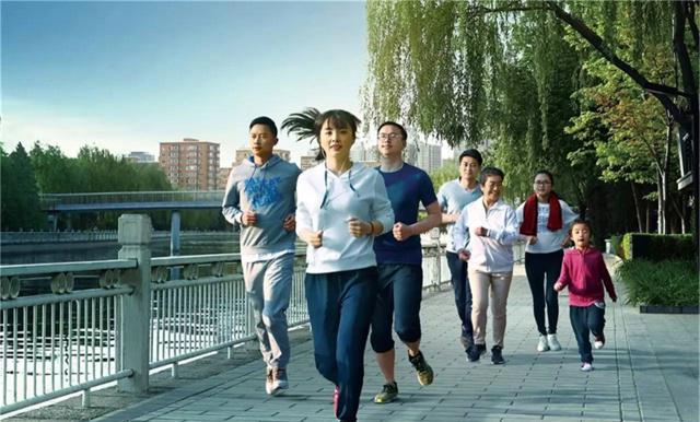 坚持每天慢跑半小时效果（每天坚持慢跑40分钟）(3)