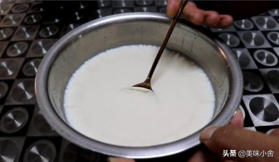 ​自己在家怎么熬猪油 教你在家熬猪油，做法技巧告诉你，猪油又白又香