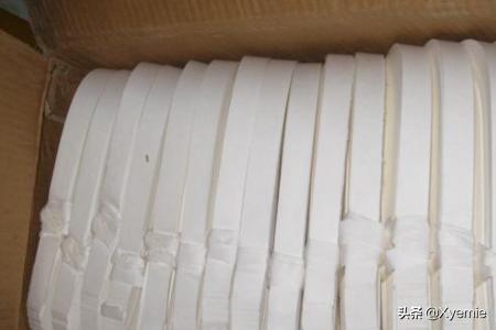 捆钱的纸叫什么_捆钞方法步骤