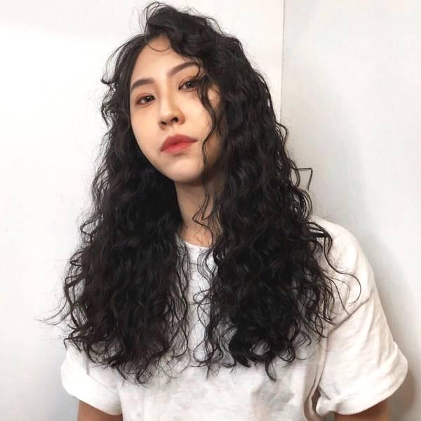 最流行的羊毛卷发型，不用打理也好看