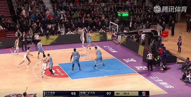 7秒！郭艾伦失误葬送比赛，郭士强扭头就走，他在微博这样评论