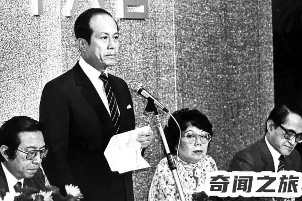 李嘉诚修的明月楼（被丈夫以悼念之名行镇魂）