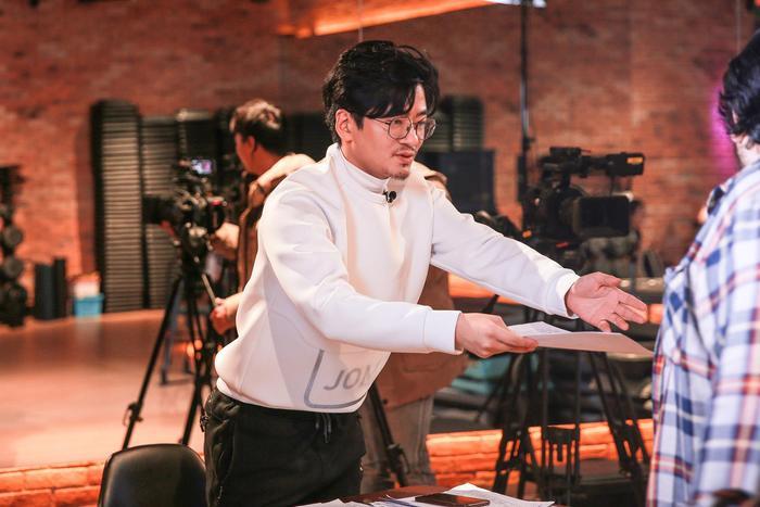 黄晋琨《人生加减法》变身绅士导师 分享健身小窍门 获赞暖心小叔