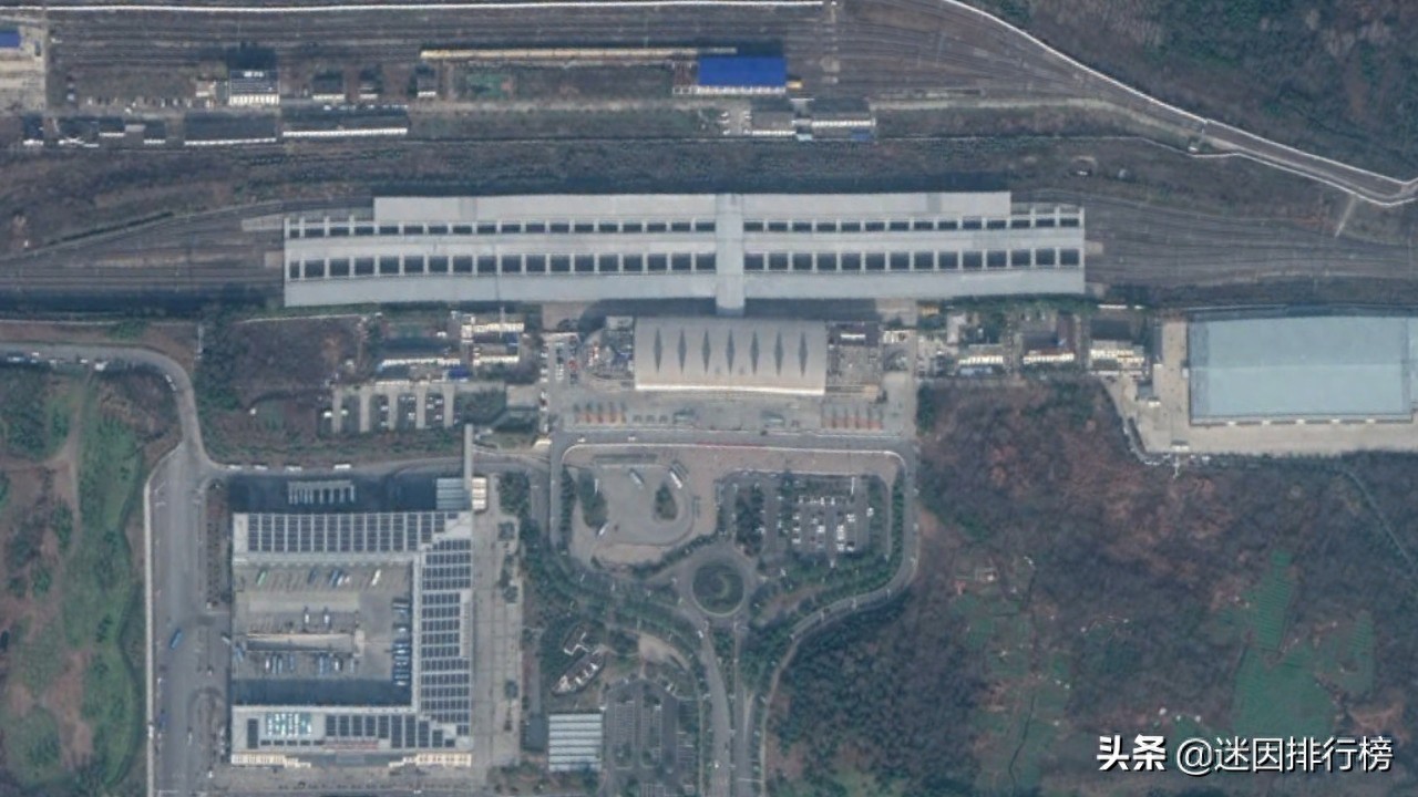 航拍动车D3154次（汉口-南通）各车站，途经合肥、扬州