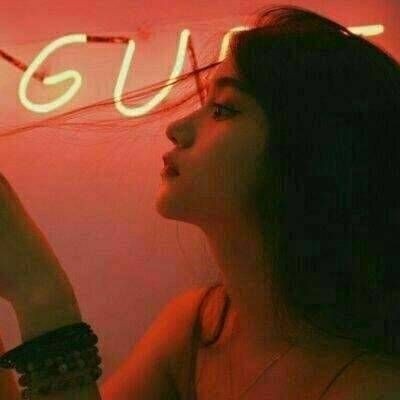 2019最新头像女生伤感孤独头像