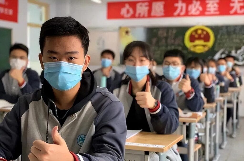 上海非毕业年级开学时间_中小学生开学时间