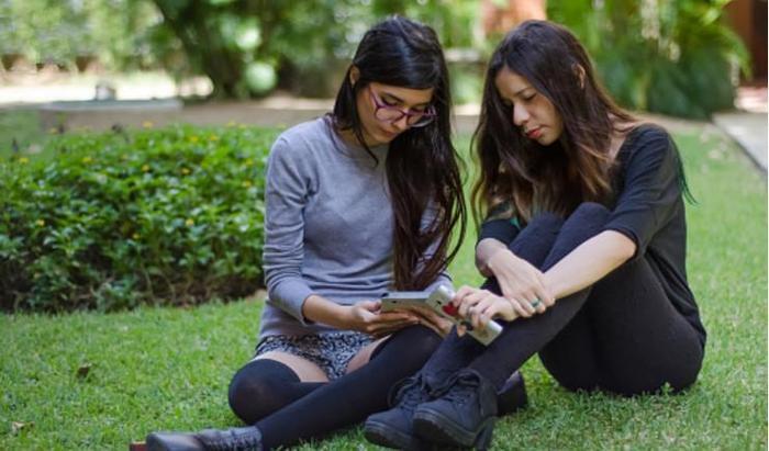委内瑞拉让人惊艳的美女 她们才是城市不可缺少的风景