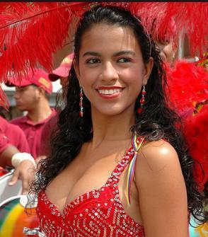 委内瑞拉让人惊艳的美女 她们才是城市不可缺少的风景