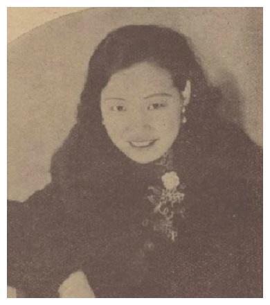 她是民国著名交际花，被豪门公子抛弃，女儿成为建国高官之妻！