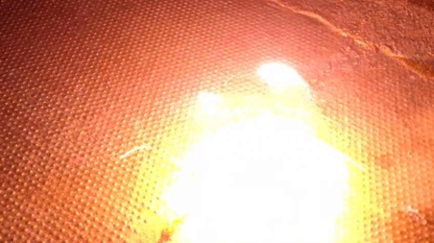 锂和水的化学反应如此神奇，结果锂燃烧之后更神奇