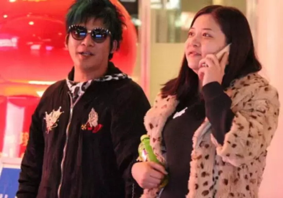 蛋蛋妹和助理奇怎么这么像（蛋蛋妹和助理奇的相似之处）