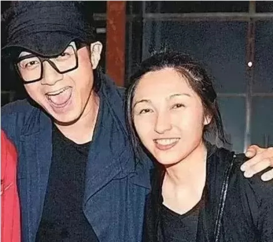 蛋蛋妹和助理奇怎么这么像（蛋蛋妹和助理奇的相似之处）