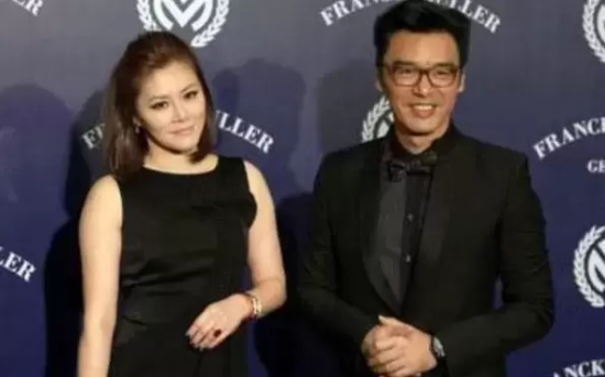 蛋蛋妹和助理奇怎么这么像（蛋蛋妹和助理奇的相似之处）