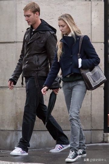 街拍似大片！摩纳哥“王子”皮埃尔夫妇的爱情故事