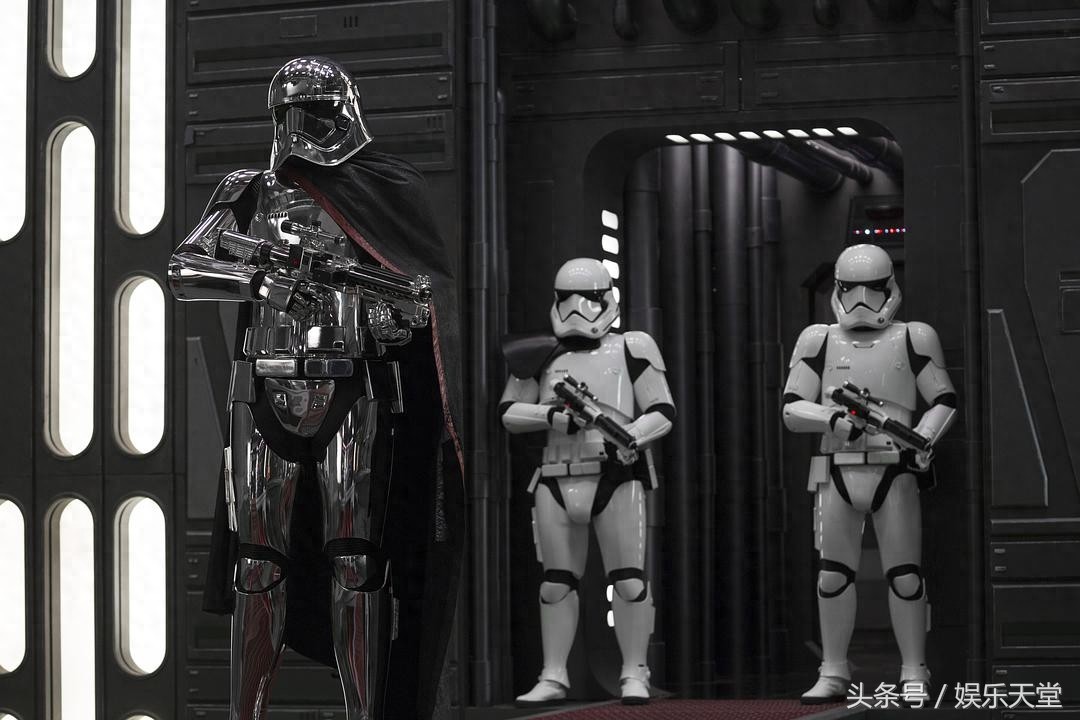 岁末盘点：2017年全球票房TOP10，《战狼2》霸气入围前五！