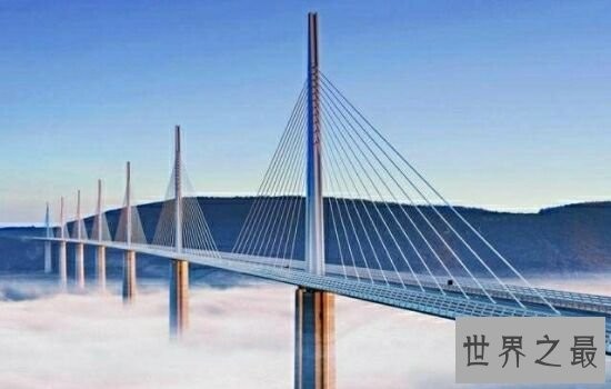 世界上十大最美的桥梁，无与伦比的美丽值得你去欣赏。
